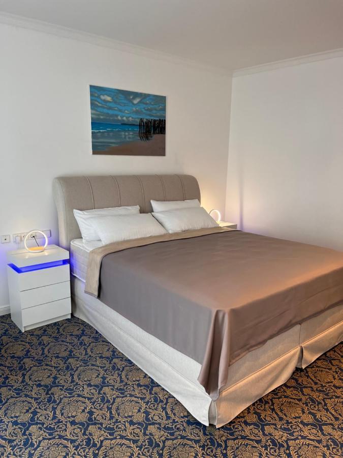 Art Hotel House One บาเดน-บาเดน ภายนอก รูปภาพ