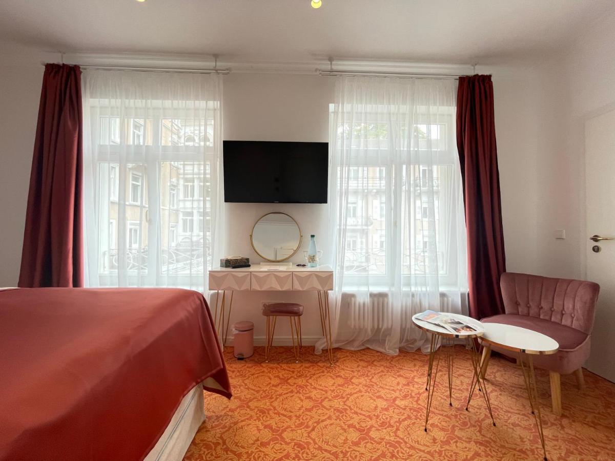 Art Hotel House One บาเดน-บาเดน ภายนอก รูปภาพ