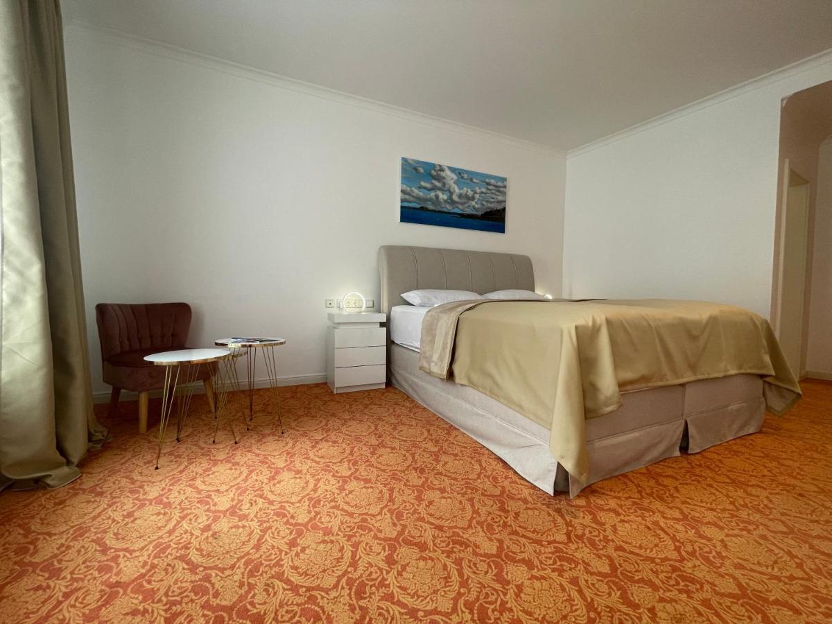 Art Hotel House One บาเดน-บาเดน ภายนอก รูปภาพ